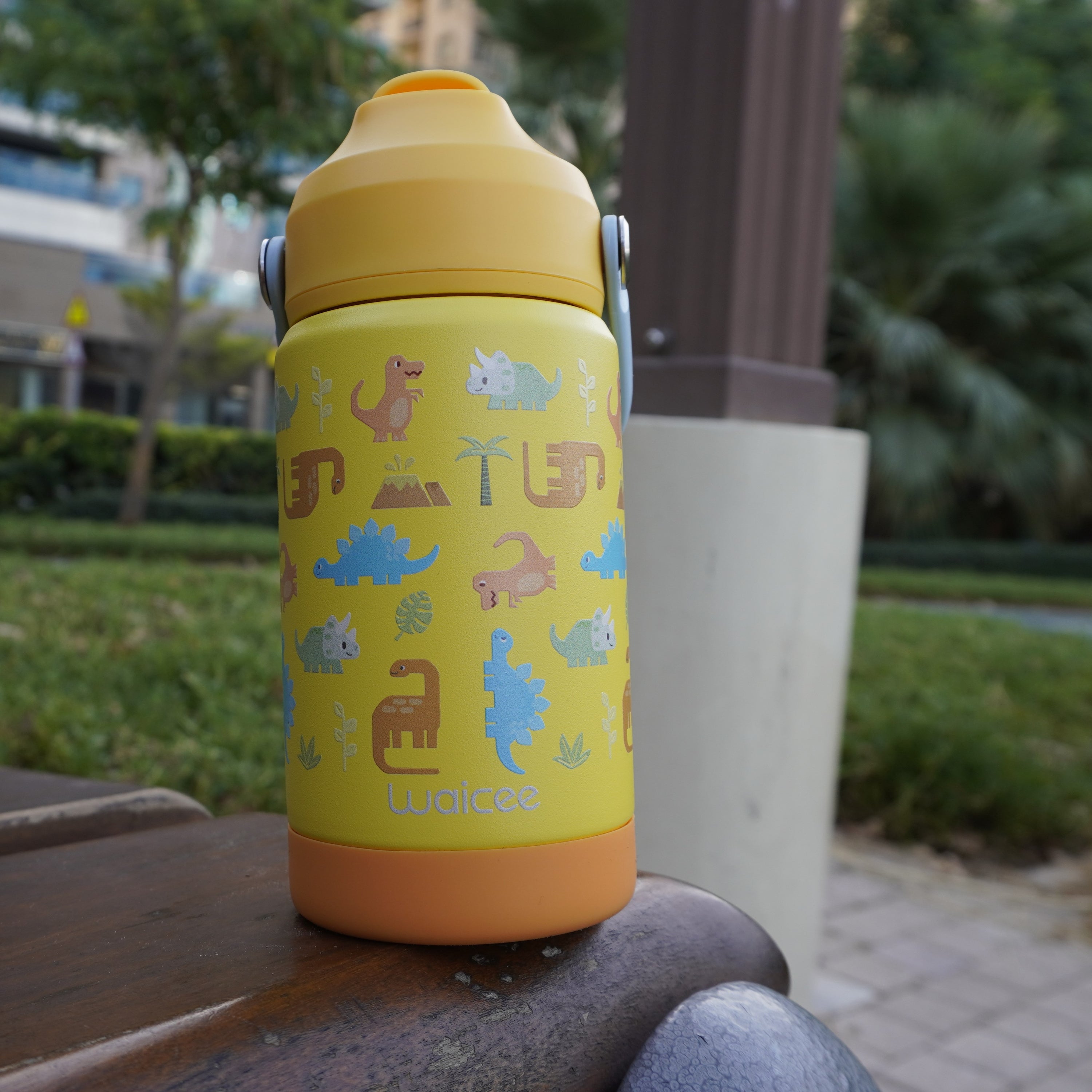 Beige Dinosaur 2.0 Bottle with Handle - 12oz / 350ml